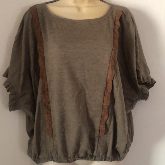 cousin earl Tops - Woman’s fall feminine cousin earl ruffle blouse